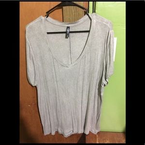 New without tags women’s shirt